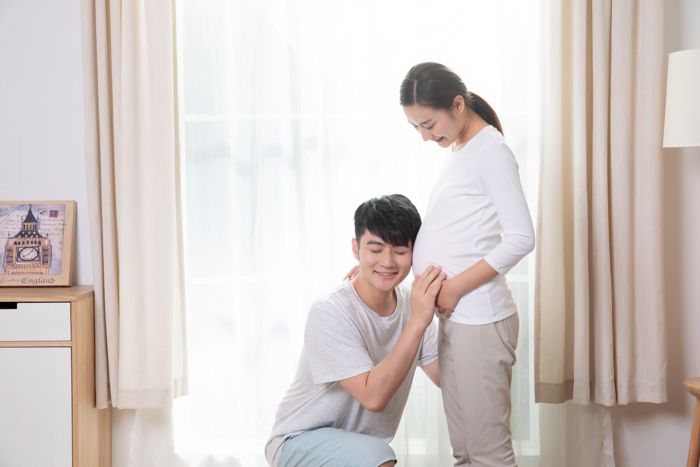 1631690706122440.jpg 攝圖網_500961597_banner_夫妻孕婦呵護(企業商用).jpg